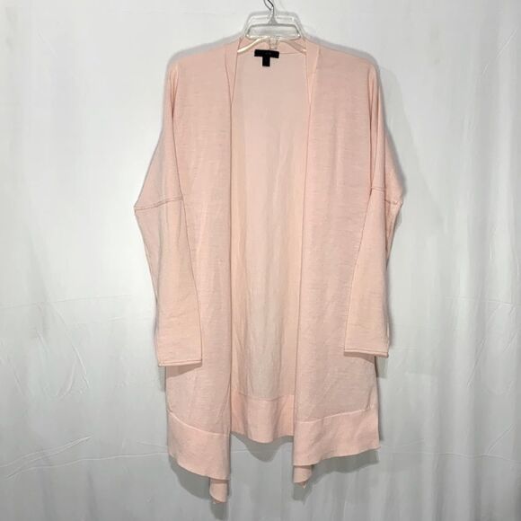 Drape this soft and warm merino wool Open Cardigan by J. Crew in baby pink - Picture 12 of 12